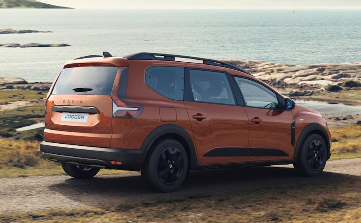 Precio Dacia Jogger El Dacia Jogger esta ya disponible para pedidos en Espana versiones y precios Las Provincias